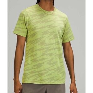 Lululemon Men's Scatter Surface Rover/Neo Mint Metal Vent Breathe Short‎ Shirt M